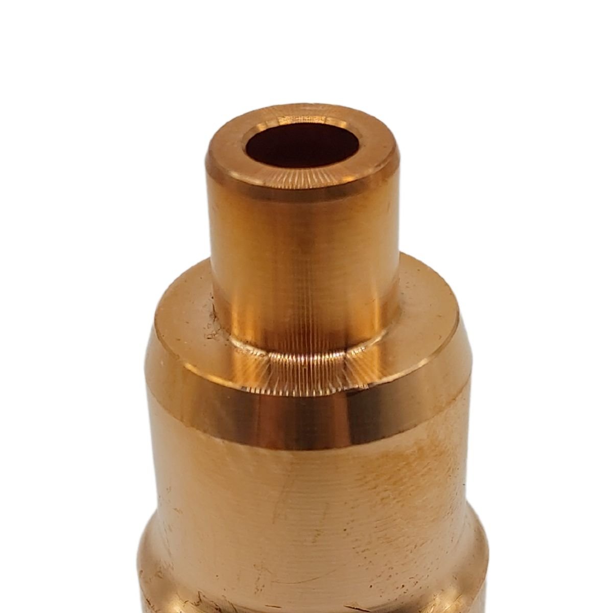Imagem do produto CAMISA DO BICO INJETOR VOLVO PENTA KAD300 KAD44P 861688